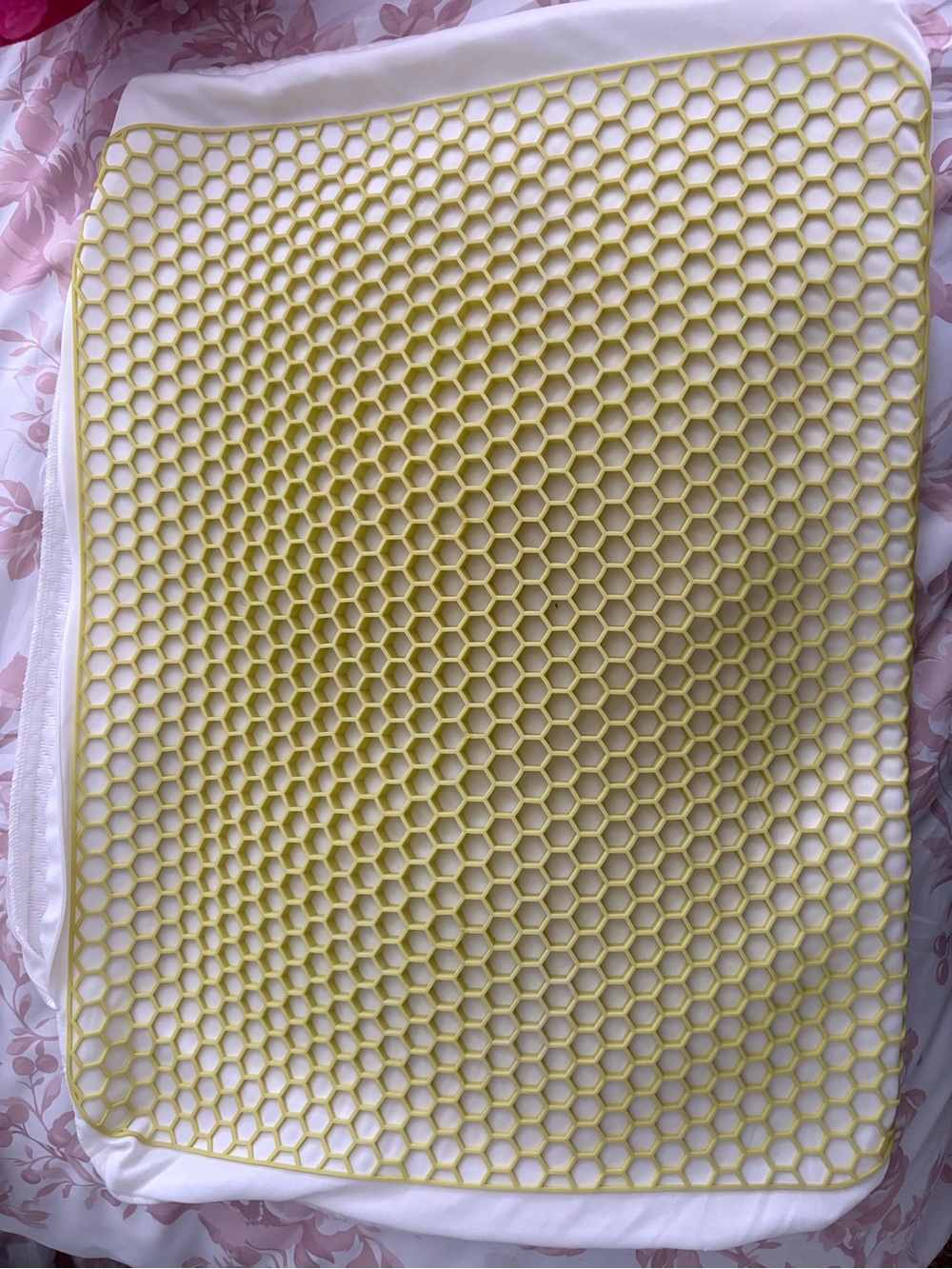 Hexagon Shaped TPE Pillow Cover - Brand New